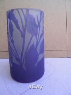 Ancien et authentique vase pate de verre Gallé