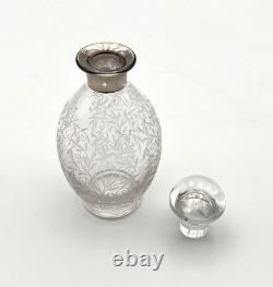Ancien flacon à parfum ART DECO en cristal de BACCARAT modèle GOLFE JUAN 13,7 cm