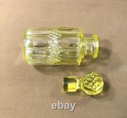 Ancien flacon à parfum en ouraline / cristal jaune VAL SAINT LAMBERT 18,5 cm