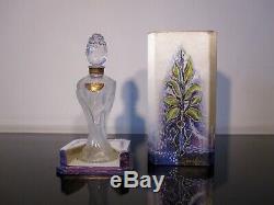 Ancien flacon de parfum avec boite Baccarat. Perfume bottle