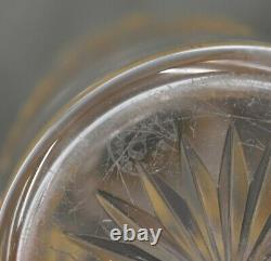 Ancien flacon en cristal de Baccarat modèle Louis XVI décor émaillé doré