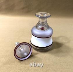 Ancien flacon en cristal émaillé XIXème Carafe de nuit / chevet Eau de mélisse