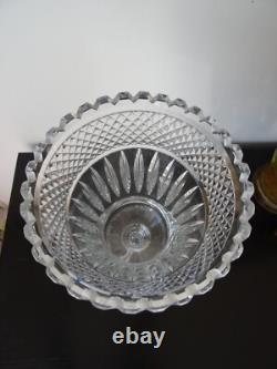 Ancien grand vase sur pied cristal taillé Bohème 32 cm