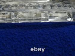 Ancien pied bougeoir dauphin BACCARAT cristal moulé glass cristal
