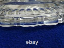 Ancien pied bougeoir dauphin BACCARAT cristal moulé glass cristal
