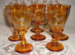 Ancien service carafe et 8 verres en cristal de bohème ambré gravés