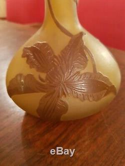 Ancien soliflore, vase pate de verre signé Gallé, époque 1900