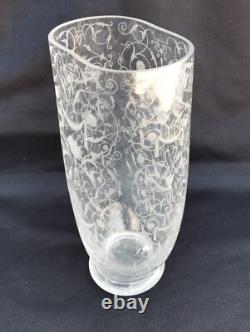Ancien vase cristal BACCARAT modele MICHEL ANGE gravé
