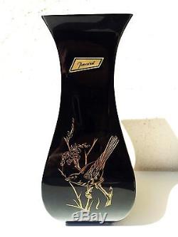 Ancien vase cristal de Baccarat noir et doré décor d'oiseaux XXème signé, 24,5cm