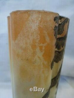 Ancien vase en pate de verre Legras dégagé à l'acide era Daum gallé muller