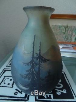Ancien vase multicouche dégagé acide art nouveau signé Muller Frères Lunéville