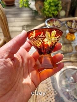 Ancien verre à liqueur cristal Bohême gravé émaillé (67789)