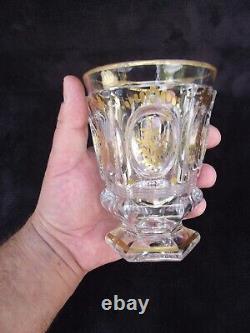 Ancien verre en cristal de BACCARAT et dorure époque CHARLES X à décor fleuri 1