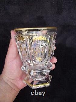 Ancien verre en cristal de BACCARAT et dorure époque CHARLES X à décor fleuri 2