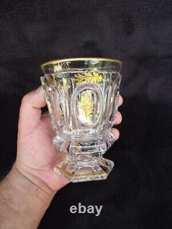 Ancien verre en cristal de BACCARAT et dorure époque CHARLES X à décor fleuri 2