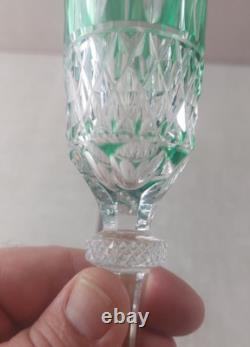Ancien verre / flûte champagne, cristal vert, style Tommy de Saint Louis
