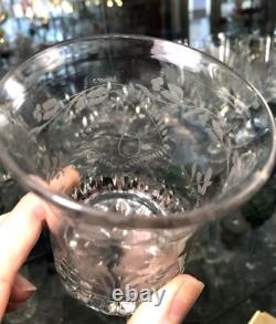 Ancien verre / gobelet au décor gravé et godrons 9 cm XVIIIe / 18 eme no cristal
