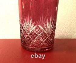 Ancien verre / gobelet en cristal doublé rouge signé BACCARAT modèle DOUAI 9 cm