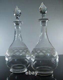 Ancienne Carafe A Vin Cristal Grave Aiguille Degage L'acide Baccarat Art Deco