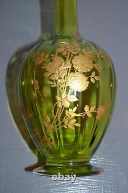 Ancienne Carafe à Liqueur Cristal de Baccarat Vert Chartreuse Peint à l'Or Fin