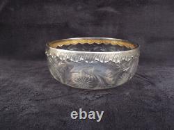 Ancienne Coupe Baccarat cristal taillé monture en argent massif poinçon minerve Ancienne Coupe Baccarat cristal taillé monture en argent massif poinçon minerve