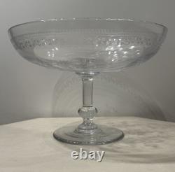 Ancienne Coupe Sur Pied Cristal De Baccarat Decor Grave Arabesques Epoque 1900