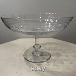 Ancienne Coupe Sur Pied Cristal De Baccarat Decor Grave Arabesques Epoque 1900