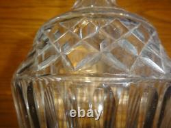 Ancienne Paire De Carafes En Cristal Taille Fond A L'etoile 22 Branches