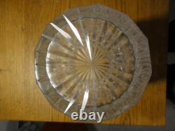 Ancienne Paire De Carafes En Cristal Taille Fond A L'etoile 22 Branches