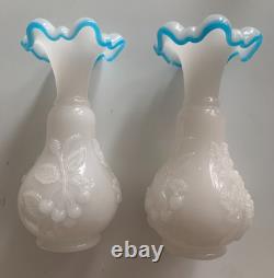 Ancienne Paire De Vases En Opaline Napoleon III Baccarat