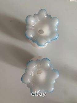 Ancienne Paire De Vases En Opaline Napoleon III Baccarat