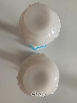 Ancienne Paire De Vases En Opaline Napoleon III Baccarat