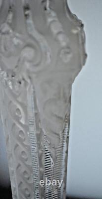 Ancienne Paire de Bougeoir en Verre Moulé Transparent et Givré en Relief