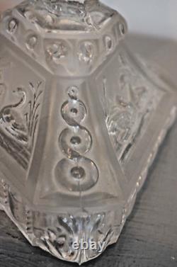 Ancienne Paire de Bougeoir en Verre Moulé Transparent et Givré en Relief