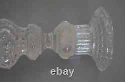 Ancienne Paire de Bougeoir en Verre Moulé Transparent et Givré en Relief