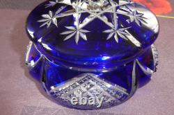 Ancienne bonbonnière overlay bleu en cristal de Baccarat taillé signé superbe