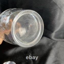 Ancienne carafe en cristal gravé Baccarat St Louis