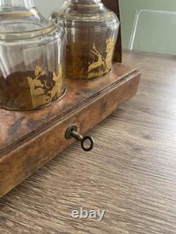 Ancienne cave à liqueur en cristal doré Baccarat époque fin XIX siècle