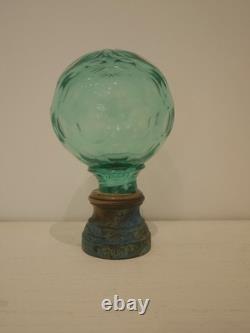 Ancienne et rare Boule d'escalier cristal d'ouraline uranium taillé Baccarat