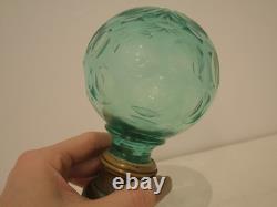 Ancienne et rare Boule d'escalier cristal d'ouraline uranium taillé Baccarat