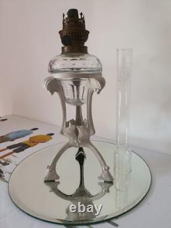 Ancienne lampe à pétrole Art-nouveau Cristal Baccarat