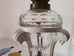 Ancienne lampe à pétrole Art-nouveau Cristal Baccarat