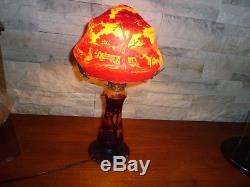 Ancienne lampe verre gravé-champignon pate de verre-signature