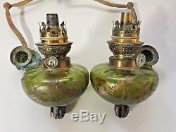 Ancienne paire de lampes à pétrole de piano en cristal ou verre taillé
