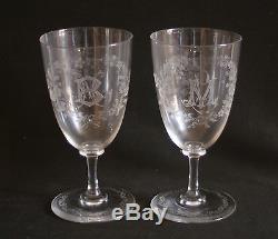 Ancienne paire de verre de mariage cristal gravé fleurs monogramme B M XIX ème