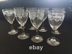 Ancienne série de 8 verres à porto en cristal gravé de Saint Louis modèle Manon
