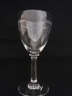 Ancienne série de 8 verres à porto en cristal gravé de Saint Louis modèle Manon