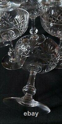 Ancienne série de 8 verres en cristal St louis coupe champagne modele massenet
