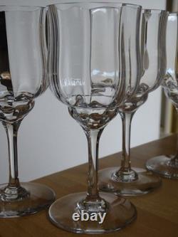 BACCARAT 4 ANCIENS VERRE A VIN ROUGE EN CRISTAL MODELE CAPRI ht 13,5 cm