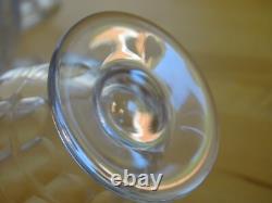 BACCARAT 6 ANCIENS VERRES A APERITIF EN CRISTAL MODELE CHARMES ht 6 cm lot n°1